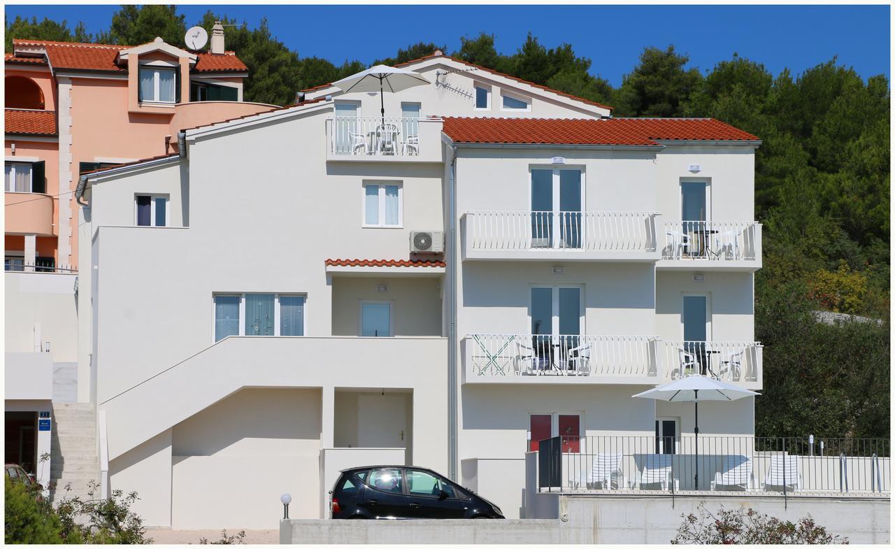 Apartments Huljev Primošten Eksteriør bilde